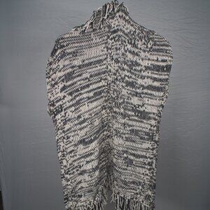 Vintage Pure handknit black and white shawl